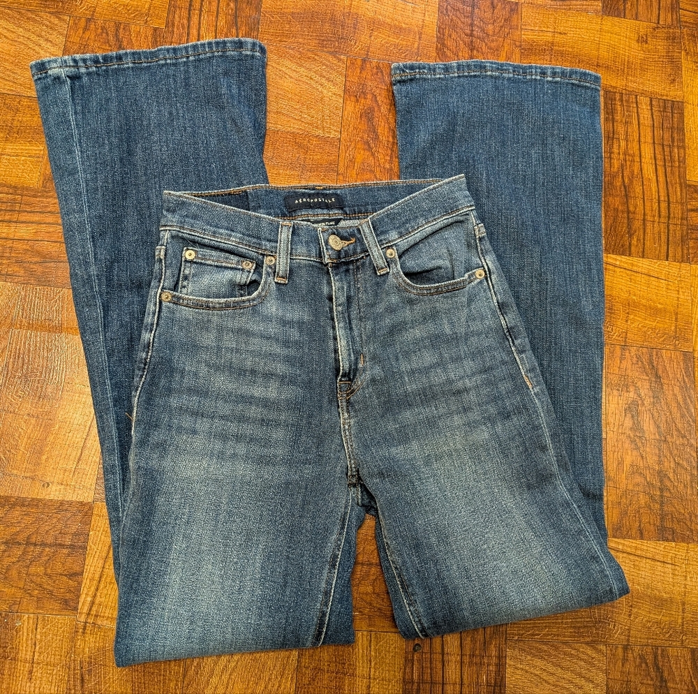 2023 Aeropostale High Rise Flare Dark Blue Jeans Faded Women's Size 4 Concert